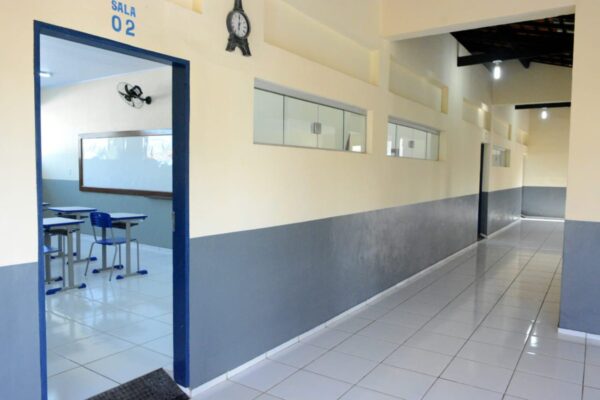Pintura e Restauração de Sala de Aula
