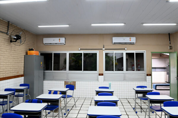 Lâmpadas LED para sala de aula - Imagem 3