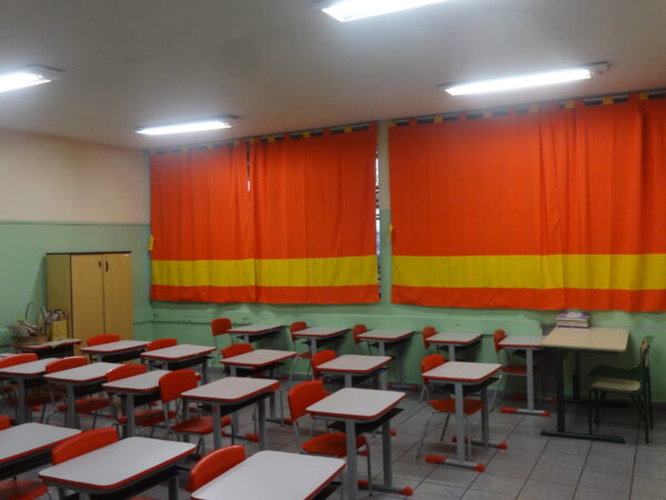 Cortinas de Sala de Aula - Imagem 3