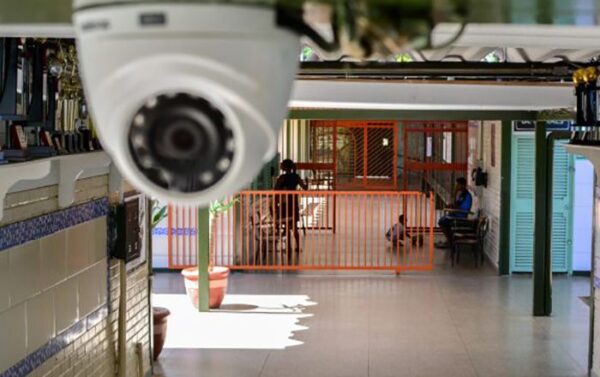 Instalação e Manutenção de Câmeras Escolares