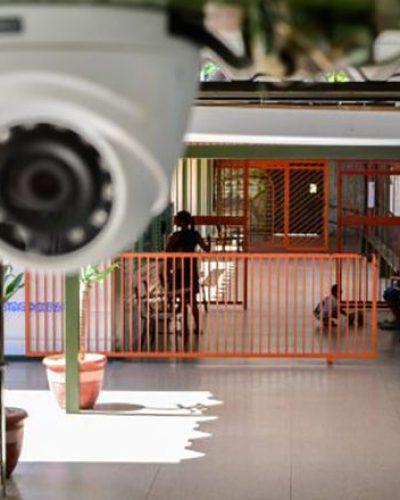 prefeitura-vai-instalar-852-cameras-de-seguranca-em-67-escolas_542019_170604.jpg
